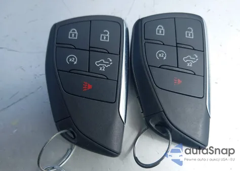 2022 Chevrolet Silverado 1500 4Wd Short Bed Custom z USA, uszkodzony, nr VIN 1GCPDBEK3NZ524853